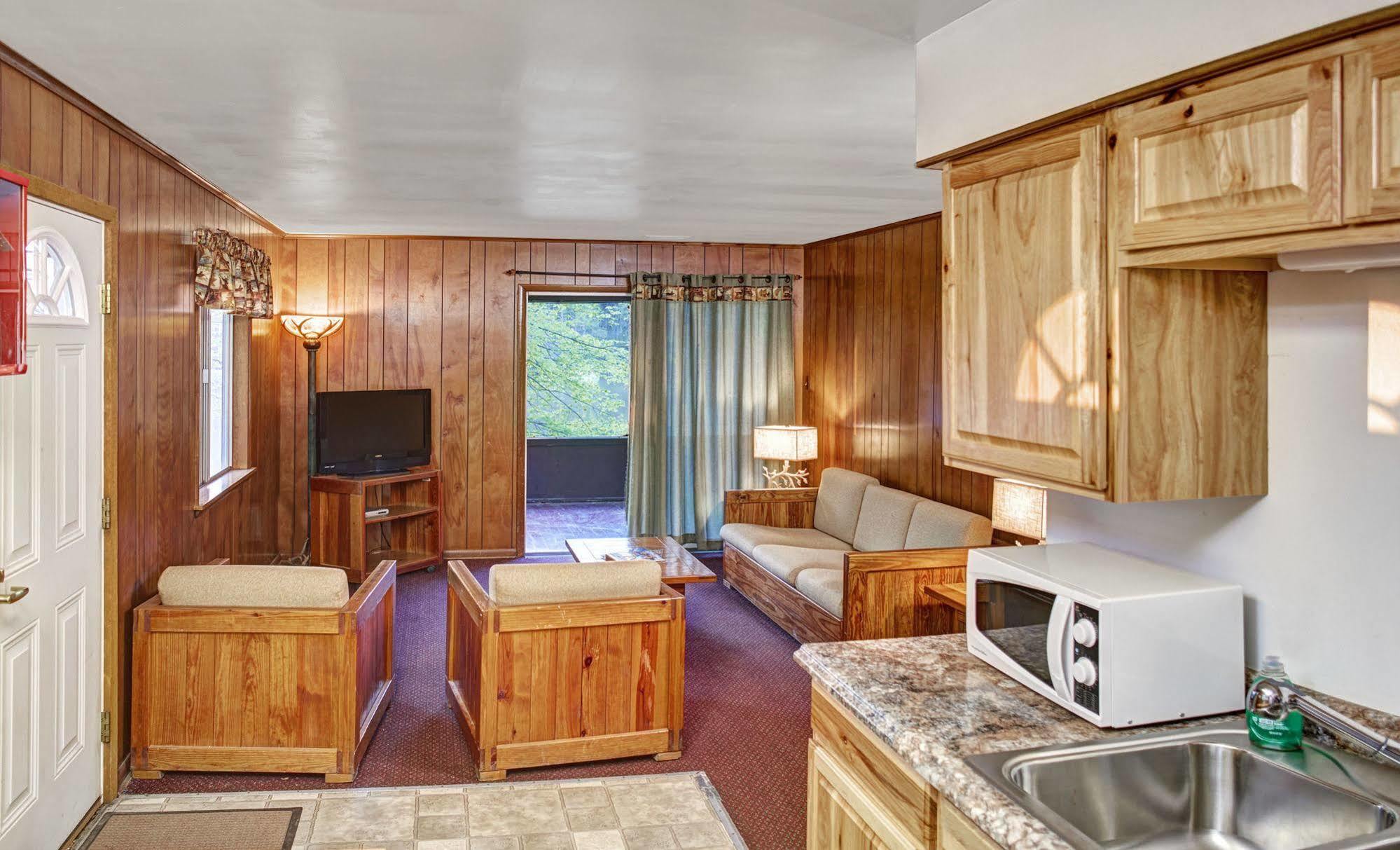 Salt Fork State Park Lodge And Conference Center Cambridge Eksteriør billede