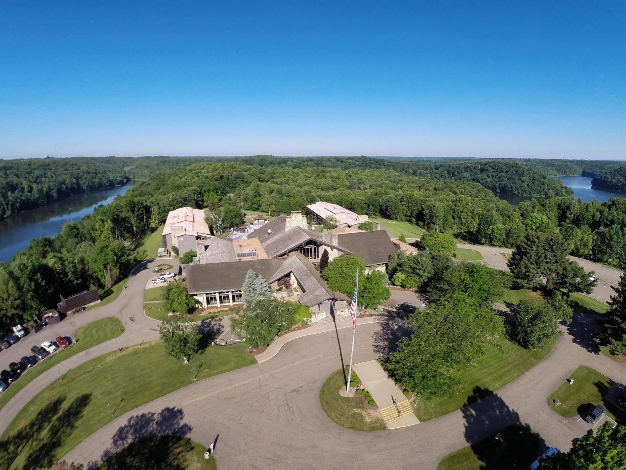Salt Fork State Park Lodge And Conference Center Cambridge Eksteriør billede