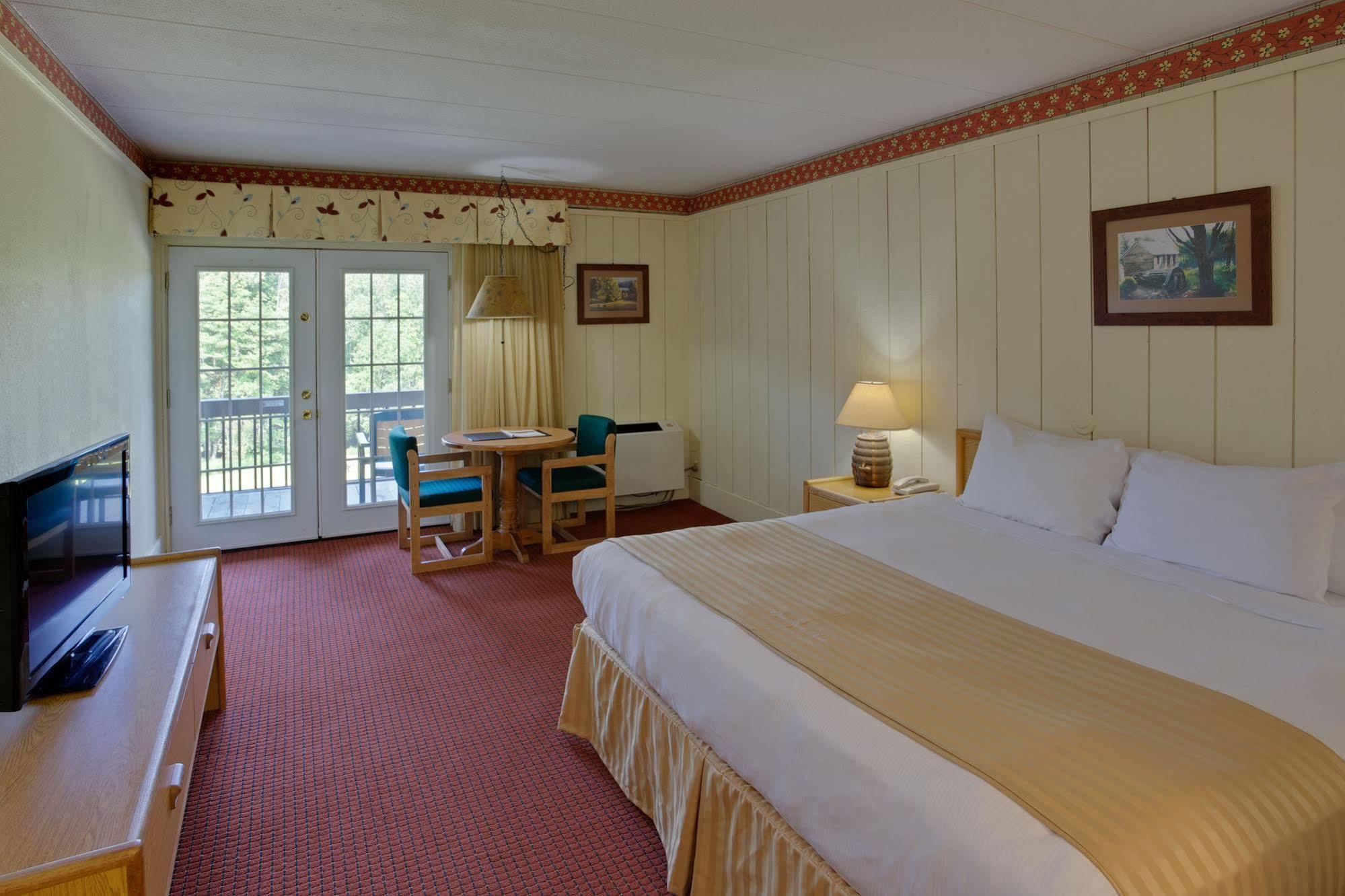 Salt Fork State Park Lodge And Conference Center Cambridge Eksteriør billede