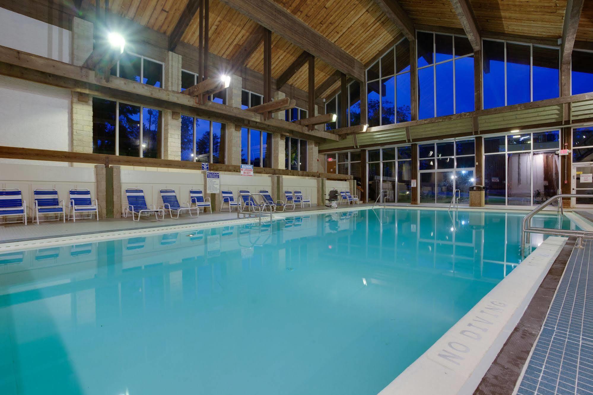 Salt Fork State Park Lodge And Conference Center Cambridge Eksteriør billede